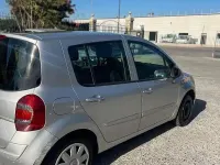 Usata Renault Modus 75 CV (55 kW) 2011 Grigio Monovolume