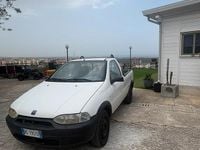 Usata Fiat Strada 69 CV (50 kW) 2000 Bianco Pick-up