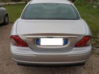 Usata Jaguar X-type 131 CV (96 kW) 2004 Grigio Berlina
