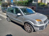 Usata Ford Fusion 80 CV (58 kW) 2009 Grigio Berlina
