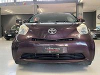 Usata Toyota iQ Sol 68 CV (50 kW) 2009 Viola (originale) Utilitaria
