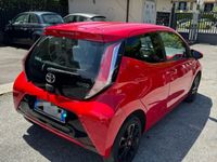 Usata Toyota Aygo 69 CV (50 kW) 2015 Rosso Utilitaria