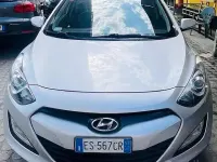 Usata Hyundai i30 Comfort 110 CV (80 kW) 2013 Grigio Berlina