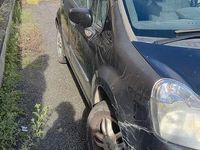 Usata Renault Modus 86 CV (63 kW) 2006 Nero Monovolume