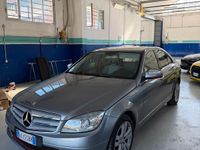 Usata Mercedes C220 Avantgarde 169 CV (124 kW) 2007 Beige Berlina