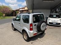 Usata Suzuki Jimny 65 CV (47 kW) 2004 Grigio SUV
