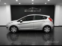 Usata Ford Fiesta Titanium 68 CV (50 kW) 2009 Grigio Berlina