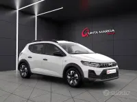 Nuova Dacia Sandero Stepway 119 CV (87 kW) 2026 Bianco Berlina