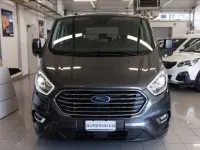 Usata Ford Tourneo Titanium 131 CV (96 kW) 2022 Grigio metallizzato