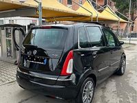 Usata Lancia Musa 90 CV (66 kW) 2009 Nero Monovolume