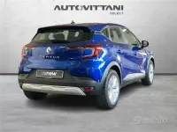 Usado Renault Captur Equilibre 145 CV (106 kW) 2023 Azul SUV