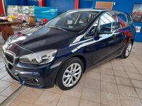 Usata BMW 218 Luxury Line 149 CV (109 kW) 2016 Blu Station wagon