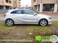 Usata Mercedes A180 109 CV (80 kW) 2017 Grigio Berlina