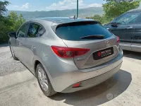 Usata Mazda 3 Exceed 105 CV (77 kW) 2016 Grigio Berlina