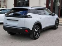 Usata Peugeot 2008 Allure 101 CV (74 kW) 2024 Bianco SUV