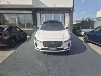 Usata Jaguar I-Pace SE 294 kW (400 CV) 2023 Ostuni pearl white SUV
