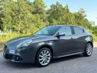 Usata Alfa Romeo Giulietta Exclusive 140 CV (102 kW) 2013 Grigio Utilitaria