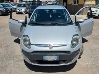 Usata Fiat Grande Punto 69 CV (50 kW) 2010 Beige Utilitaria