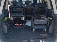 Usata Lancia Phedra 128 CV (94 kW) 2006 Grigio Monovolume