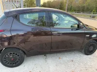 Usata Lancia Ypsilon Platinum 69 CV (50 kW) 2014 Nero Utilitaria
