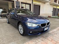 Usata BMW 318 Advantage 150 CV (110 kW) 2018 Blu Station wagon