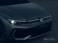 Nuova VW Golf VIII R-line Plus 150 CV (110 kW) 2026 Grigio Berlina