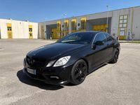 Usata Mercedes E250 AMG 201 CV (147 kW) 2010 Nero Coupé