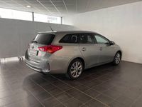 usata Toyota Auris Station Wagon 1.8 Hybrid Lounge my 13 del 2014 usata a Torino