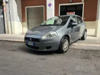 Usata Fiat Grande Punto Dynamic 65 CV (47 kW) 2006 Grigio Utilitaria