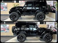 usata Jeep Wrangler 2.8 crd Sahara auto **TOTAL BLACK**