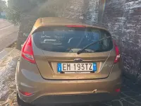 Usata Ford Fiesta 60 CV (44 kW) 2013 Marrone