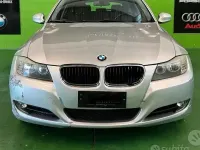 Usata BMW 318 143 CV (105 kW) 2009 Grigio Station wagon