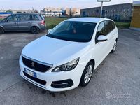 Usata Peugeot 308 120 CV (88 kW) 2019 Bianco Station wagon