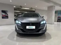 Usata Peugeot e-208 Allure 100 kW (136 CV) 2021 Grigio Utilitaria