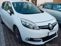 Usata Renault Scénic III XMOD 110 CV (80 kW) 2012 Bianco Monovolume