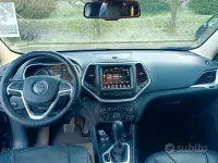 Usata Jeep Cherokee 200 CV (147 kW) 2015 SUV