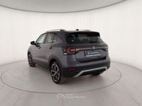 Usata VW T-Cross Advance 110 CV (80 kW) 2023 Grigio metallizzato SUV