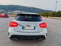 Usata Mercedes GLA220 Premium 177 CV (130 kW) 2017 Nero SUV