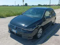 Usata VW Golf VIII Life 116 CV (85 kW) 2024 Berlina