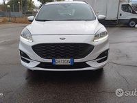 Usata Ford Kuga ST-Line 120 CV (88 kW) 2022 Bianco SUV