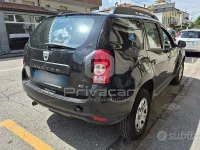 Usata Dacia Duster Lauréate 107 CV (78 kW) 2011 Nero SUV