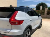 Usata Volvo XC40 R-Design 150 CV (110 kW) 2020 Argento SUV