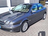Usata Jaguar X-type Executive 155 CV (114 kW) 2007 Grigio Berlina