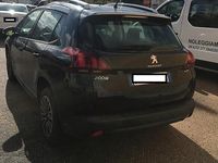 Usata Peugeot 2008 Allure 82 CV (60 kW) 2017 Nero SUV