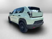 Nuova Fiat Grande Panda Icon 101 CV (74 kW) 2026 Blu/azzurrotessuto bicolore nero / grigio con cuciture rosse. Utilitaria