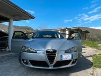 Usata Alfa Romeo 147 120 CV (88 kW) 2005 Grigio Utilitaria