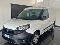 Usata Fiat Doblò 120 CV (88 kW) 2020 Bianco Monovolume