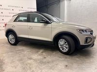 Usata VW T-Roc Life 150 CV (110 kW) 2024 Beige SUV