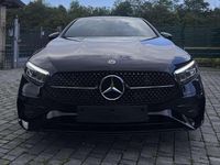 Usata Mercedes A180 AMG Line Premium 136 CV (100 kW) 2023 Berlina
