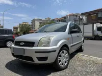 Usata Ford Fusion 68 CV (50 kW) 2004 Utilitaria